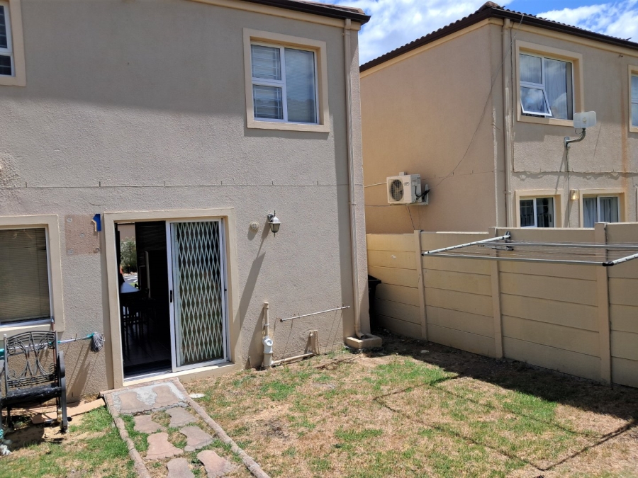 2 Bedroom Property for Sale in Admirals Park Western Cape